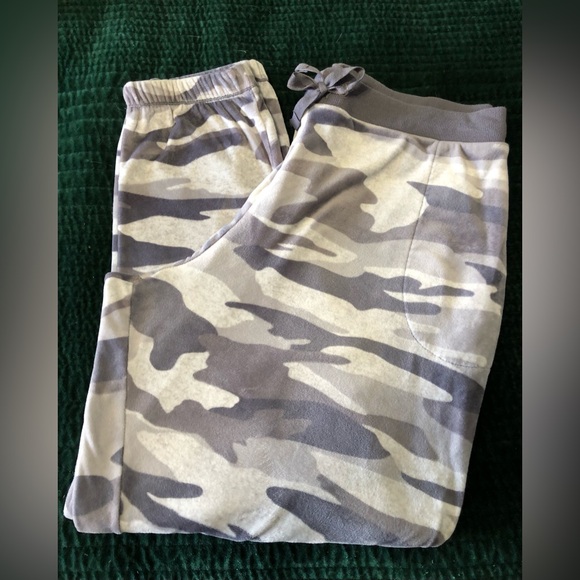 Simply Vera Vera Wang Gray Urban Camo Jogger Pants Sz. XL - Picture 1 of 5